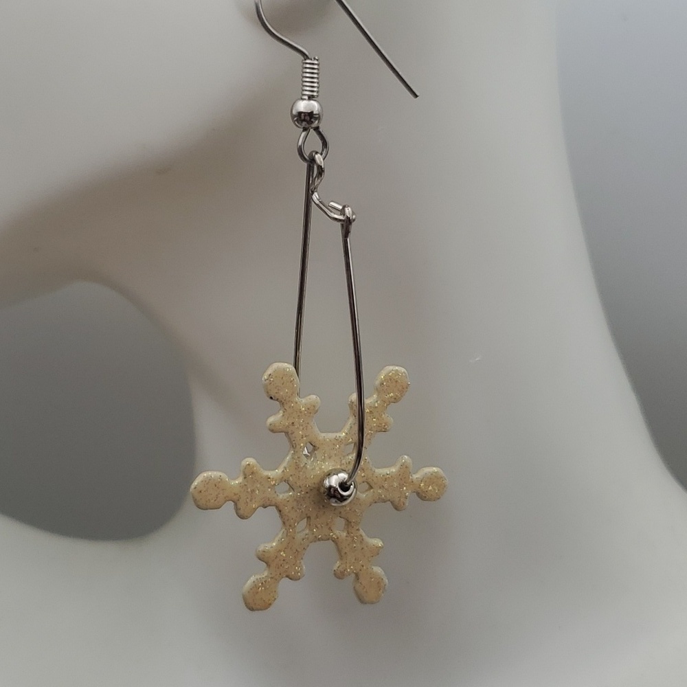 Spindle Snowflake earrings spur styled‎ E288